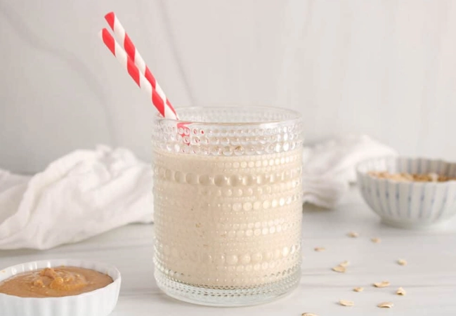 banana free peanut butter smoothie