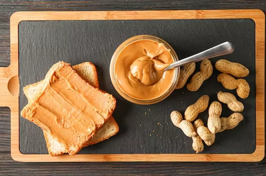 calories in peanut butter
