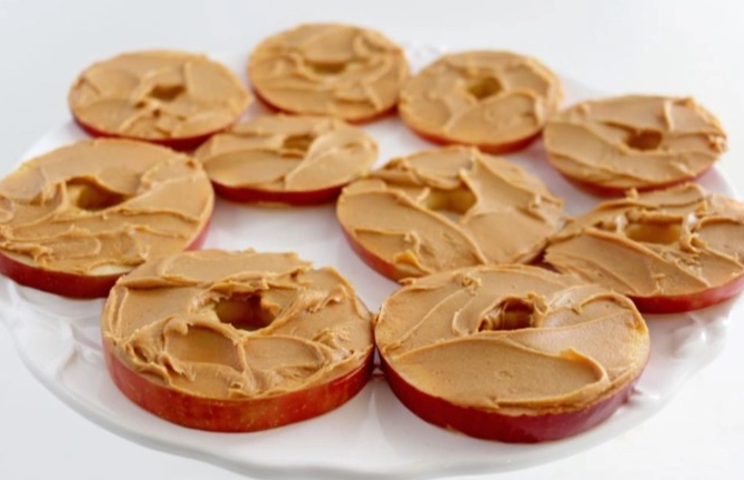 peanut butter apple snack