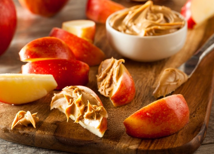 apple with peanut butter benefits