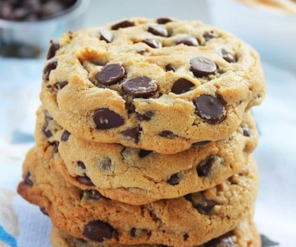 how to make peanut butter chocolate chip cookies