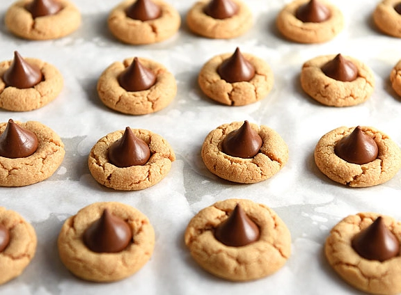 Hershey kiss cookies Hershey kiss cookies