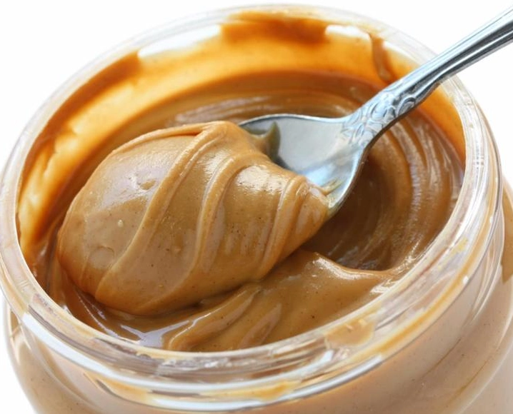 how many calories is in a teaspoon of peanut butter