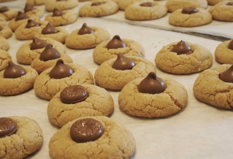 peanut butter blossom cookies recipe