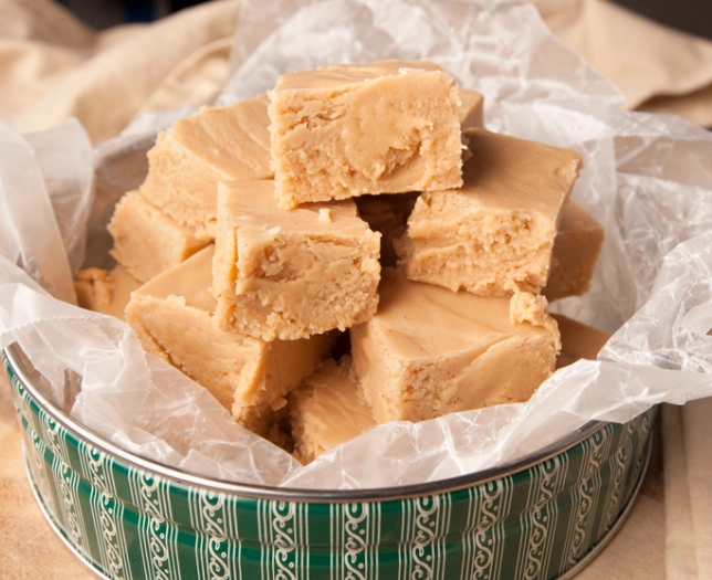 peanut butter cream fudge