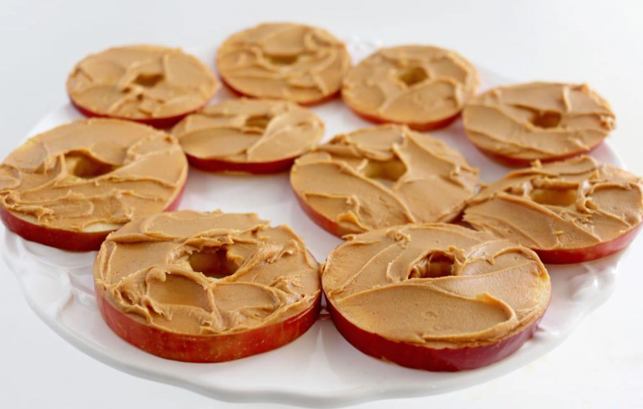 apple with peanut butter benefits