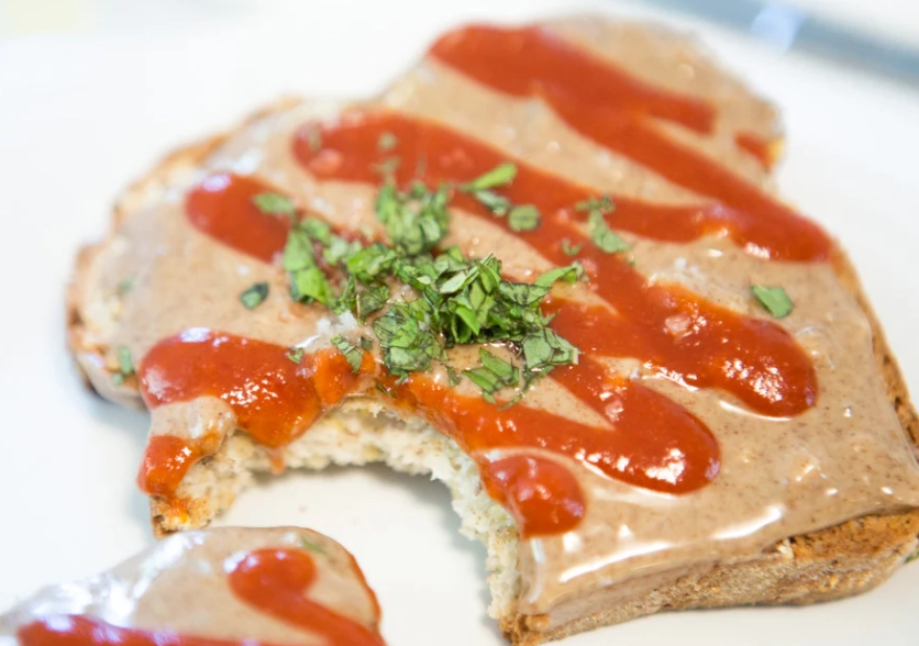 sriracha peanut butter noodles