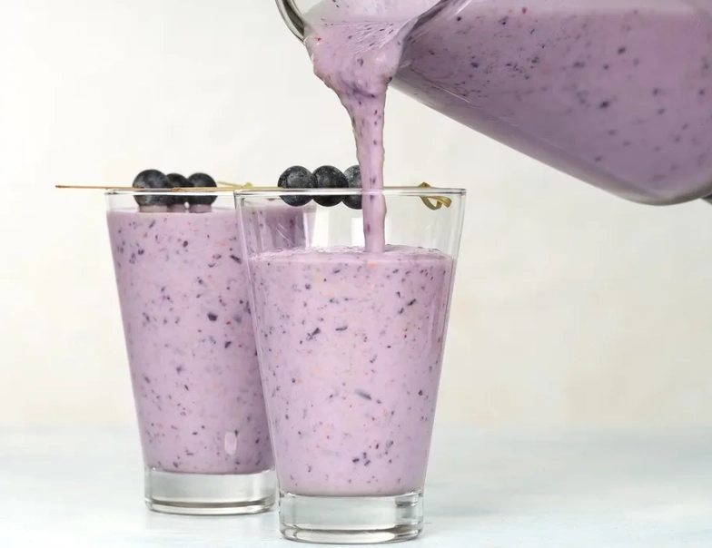 healthy breakfast smoothie