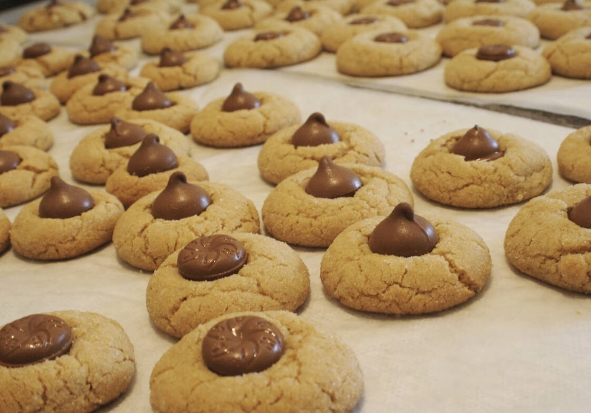 peanut butter blossoms peanut butter blossoms